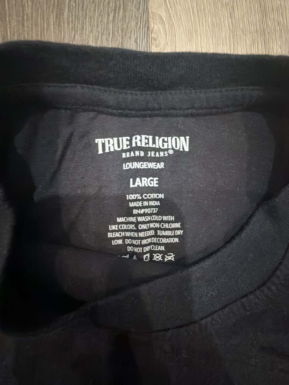 True Religion T-Shirt Size Large Black Gold Foil Horseshoe Logo